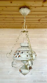 Stará krásná porcelánová lampa ve stylu petrolejky - 7