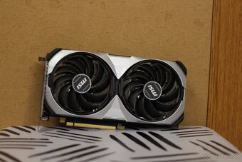 Predám grafickú kartu MSI Nvidia GeForce RTX 4070 - 7