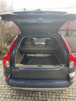 🚗 Na predaj: Volvo XC90 AWD - 7
