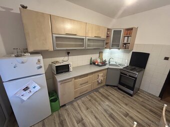 Prenájom 1i v 3izbovom byte - 7