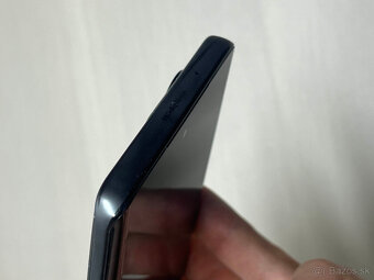 MOTOROLA Edge 40 Neo 12GB/256GB čierny - 7