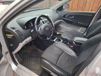 Predám Kia Ceed SW 1.6 CRDi, 3/2008 - 7