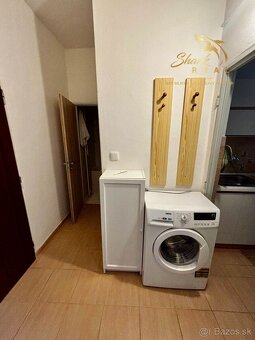 Prenájom krásneho 1,5-izbový byt s balkónom v tichej lokalit - 7