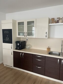 Kuchynská linka s rúrou - 7