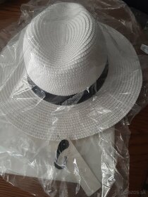 Predaj dámskeho oblečenia veĺkosti 38-54 a klobúka - 7