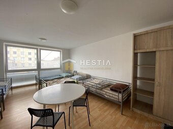 Ubytovacie priestory/izby na prenájom - centrum mesta Senica - 7