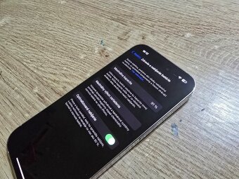 Iphone 14 PRO plnefunkcny v super stave ma len jemne znamky - 7