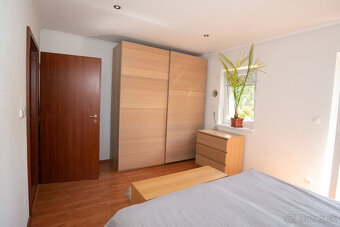 ✨ Domček s atmosférou v Hrubom Šúre – kde technológie slúžia - 7