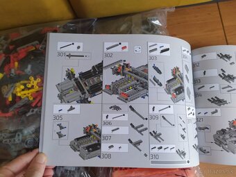 Stavebnice - Porsche 911 GT3 RS - 7