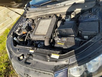 Hyundai Santa Fee 2,2crdi,114,4x4 - 7