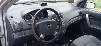 Chevrolet Aveo - 7