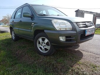 Predám Kia sportage 2006 benzín 4x4 - 7