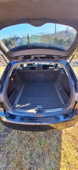 Toyota Avensis Combi 2,2 D-CAT 130kw - 7