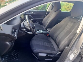 Peugeot 308 , 137.000km, benzin 96 kW - 7