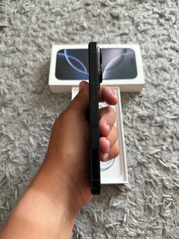 Apple iPhone 16 Pro 128gb Black Titanium - 7