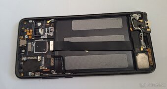 Display na mobil HUAWEI P20 a a fotoaparáty. - 7