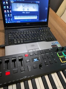 Predám MIDI keyboard s pedálom - 7