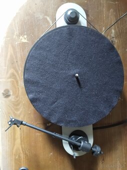 Pro Ject Elemental gramofon - 7