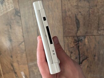 Nintendo DSI komplet balenie + r4 karta + 32gb sd karta - 7