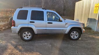 Jeep Cherokee 2,7L 4x4 - 7