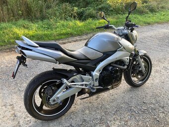 Predám Suzuki GSR 600 - 7