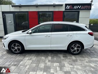 Hyundai i30 CW 1.6 CRDi Family, v Záruke, Pôvodný lak, SR - 7