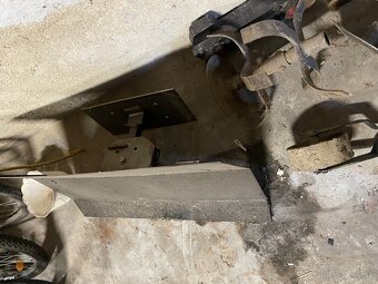 Traktor a bubnová kosačka - 7