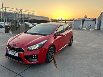 KIA Ceed GT - 7