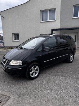 Volkswagen Sharan 1.9tdi 96kw 7 miestny , ťažné , highline - 7
