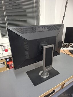 Predám LCD monitor Dell P2210F - 7