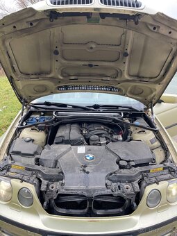 BMW 318ti - 7