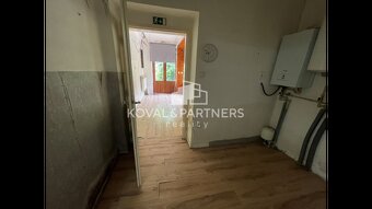 Predávame rodinný dom v širšom centre mesta Nitry - 7