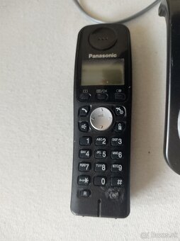 {40} Bezdrôtové telefóny na pevnú linku - 7