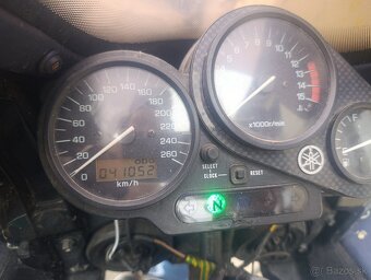 Yamaha fzs 600 fazer - 7