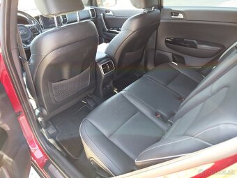 Kia Sportage 2.0 CRDi HP 4WD 185k AT GT-Line - 7
