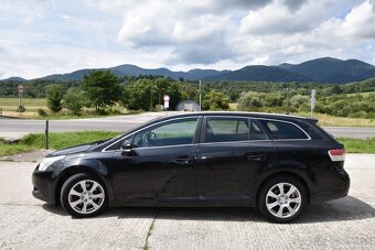 Toyota Avensis Comb - 7