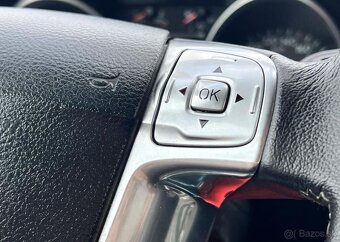 Ford Mondeo 1.6i 16v KLIMATIZACE ALU NAVI benzín manuál - 7