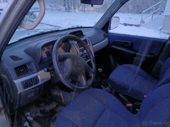 Predam Mitsubishi Pajero 1.8 - 7