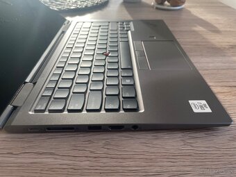 konvertibilné Lenovo ThinkPad X1 Yoga 5th - i7-10610 / 16GB - 7