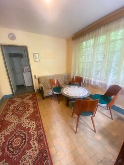 Rodinný dom s jedinečnou atmosférou pod lesom-Nitrica - 7