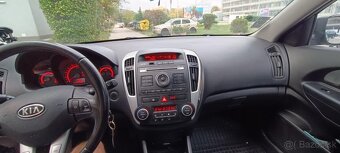 Kia Ceed - 7