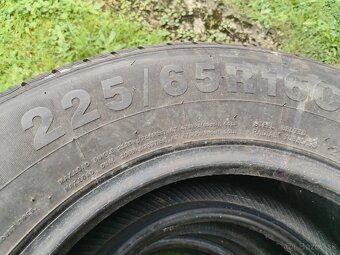 Predám pneumatiky na IVECO - 7