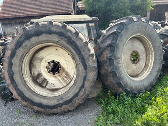Predám kolesá R34 a R38 na Zetor crystal forterra - 7