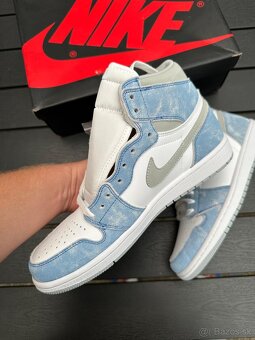 NIKE AIR JORDAN 1 HIGH OG HYPER ROYAL tenisky - 7