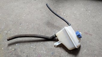 ND Škoda Felicia : Chladiaca nádobka, hadice - 7