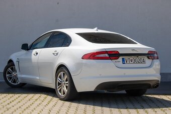 Jaguar XF - 7