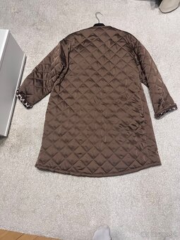 Dlhý prešívaný kabát - 7