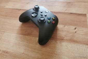Ovládač Xbox Series/Xbox One Joystick - 7