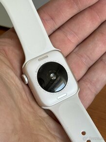 Apple Watch SE 2 40mm 2.gen Starlight - nové, rok záruka - 7