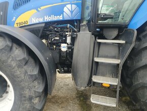 New Holland T8040 - 7